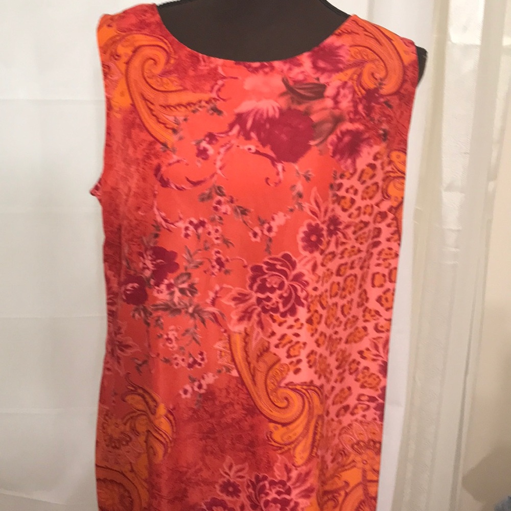 Women’s Dress New With Tags Size L NICE!!